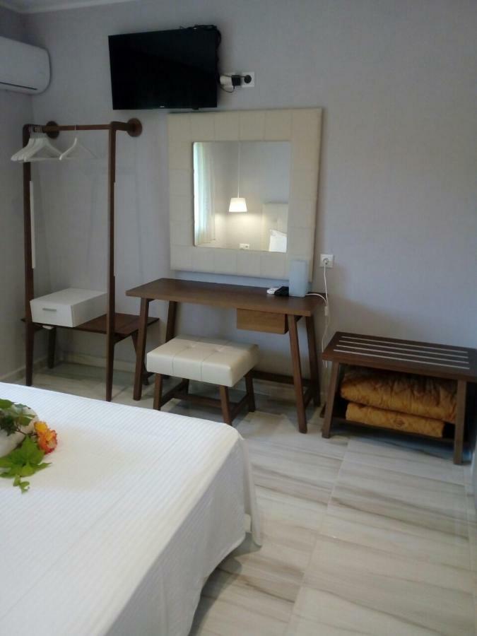 Aegialis Apartments ブアブロウ エクステリア 写真